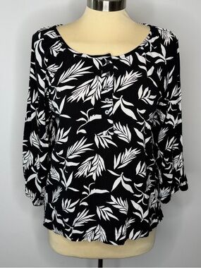 Loft Black and White Foliage Print Henley Top